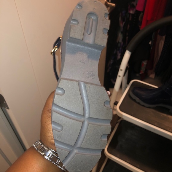 Navy Crisscross Rainboots - Picture 5 of 7